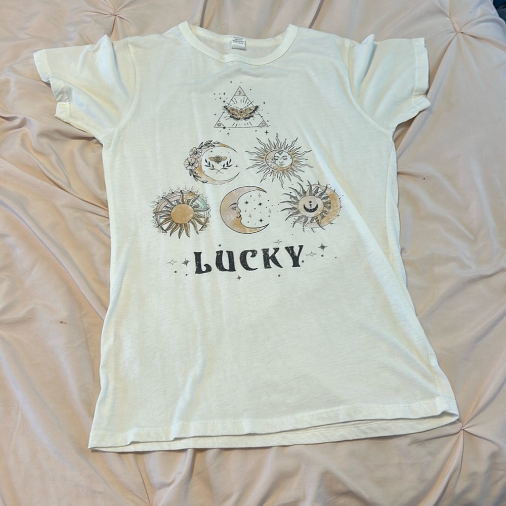 Graphic white t-shirt